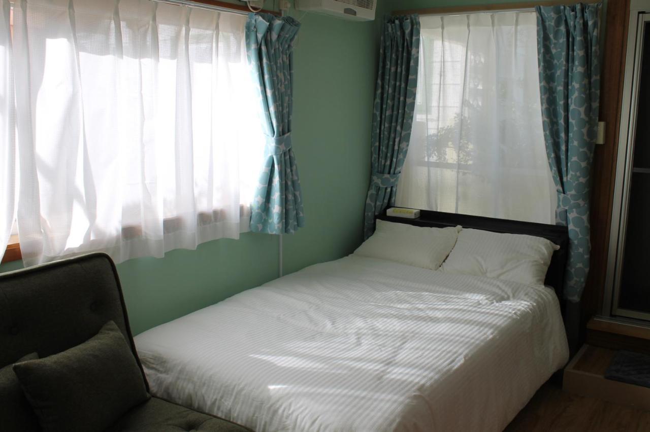 Guest House Mala Pua Chatan Ngoại thất bức ảnh